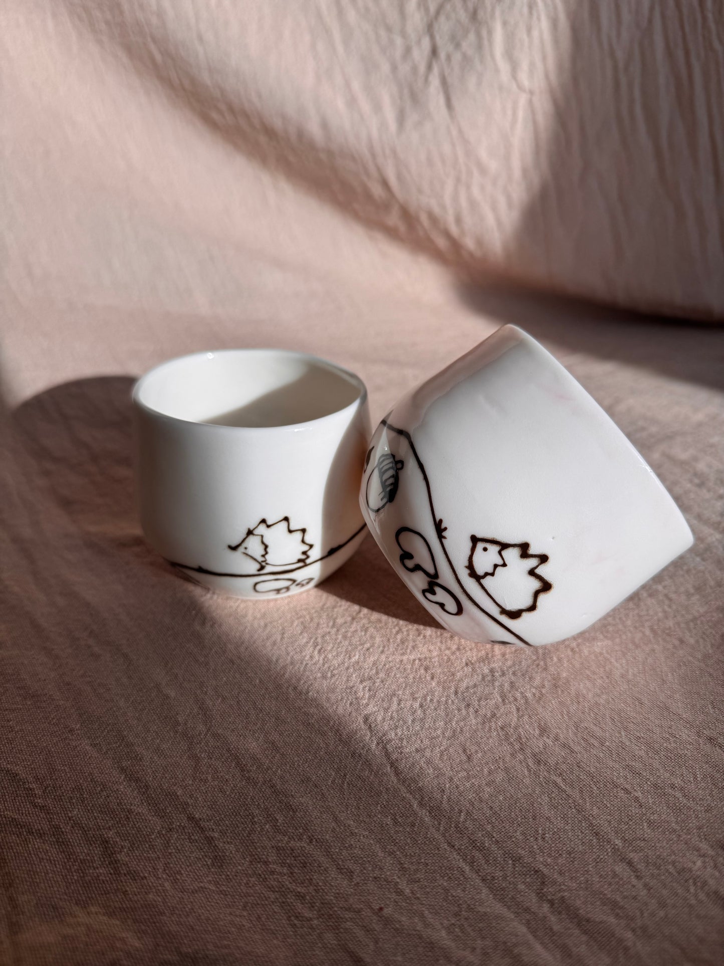 B grade: Porcelain cups ദ്ദി ˉ͈̀꒳ˉ͈́ )✧